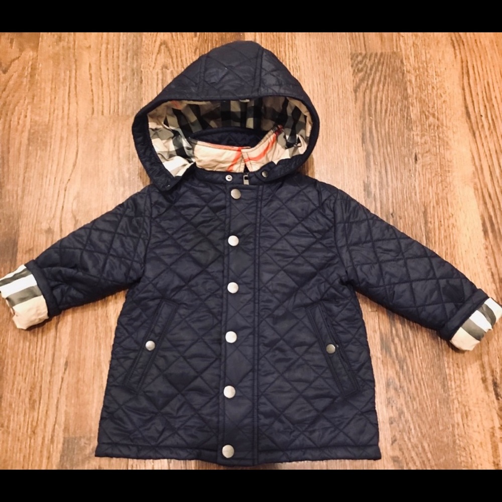 Burberry jacket with removable hood (4T)